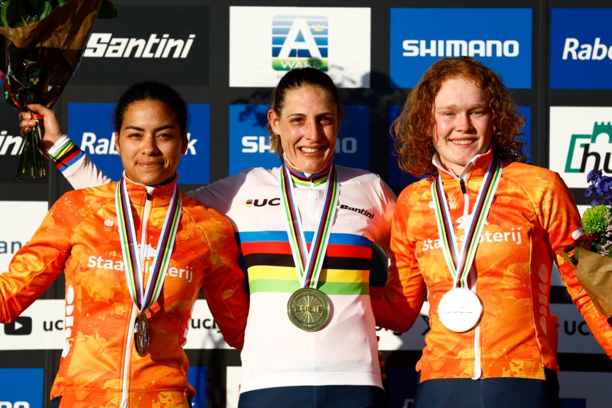 Ceylin Alvarado, Lucinda Brand, and Puck Pieterse make up a full orange podium. Photo: Fotoburo Cor Vos