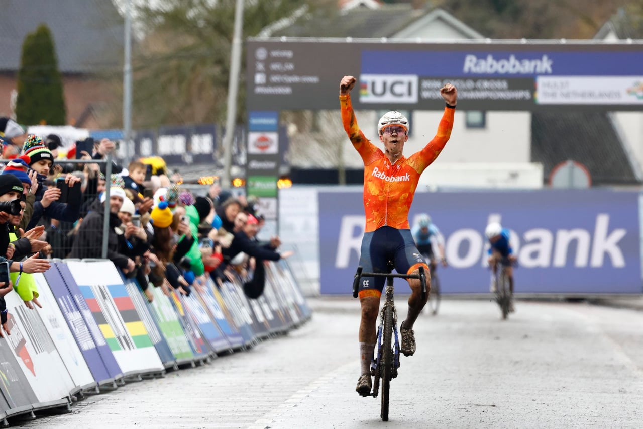 Cyclocross worlds 2026: Delano Heeren wins junior title in thriller, Grigolini cracks under pressure